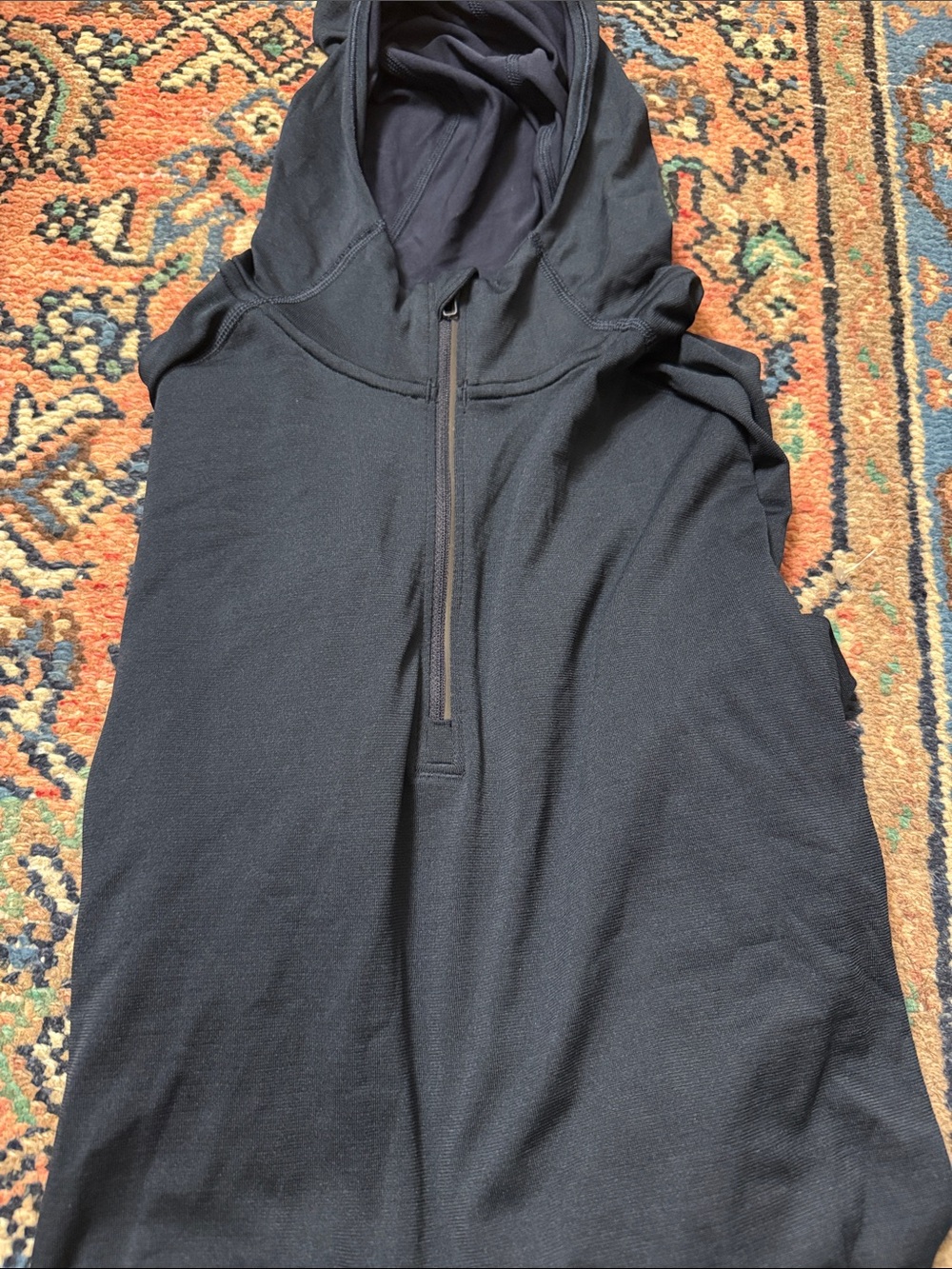 lululemon athletica Men's Black Half-Zip Hooded Quarter Zip